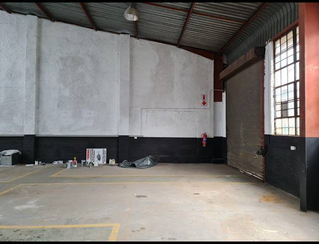 455M² WAREHOUSE TO LET IN WADEVILLE